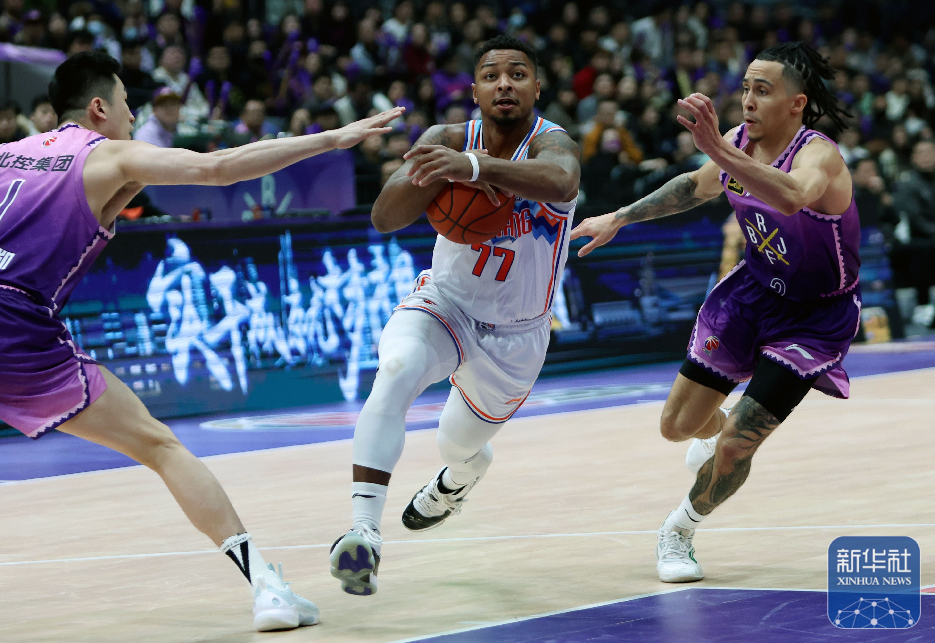 九游体育官网-cba常规赛第五轮辽宁队与青岛队的比赛回放
