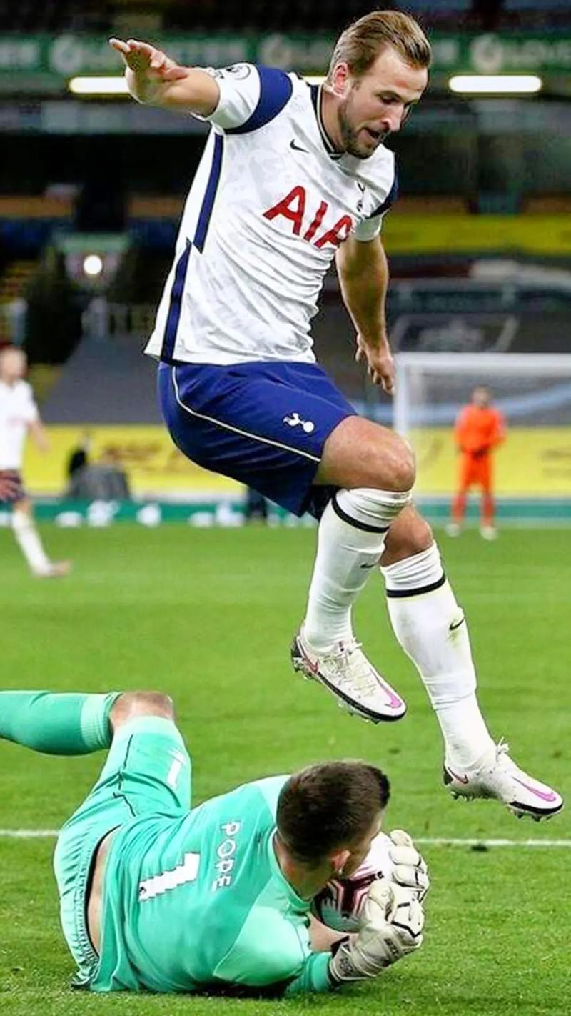 巴西足球冠军是谁